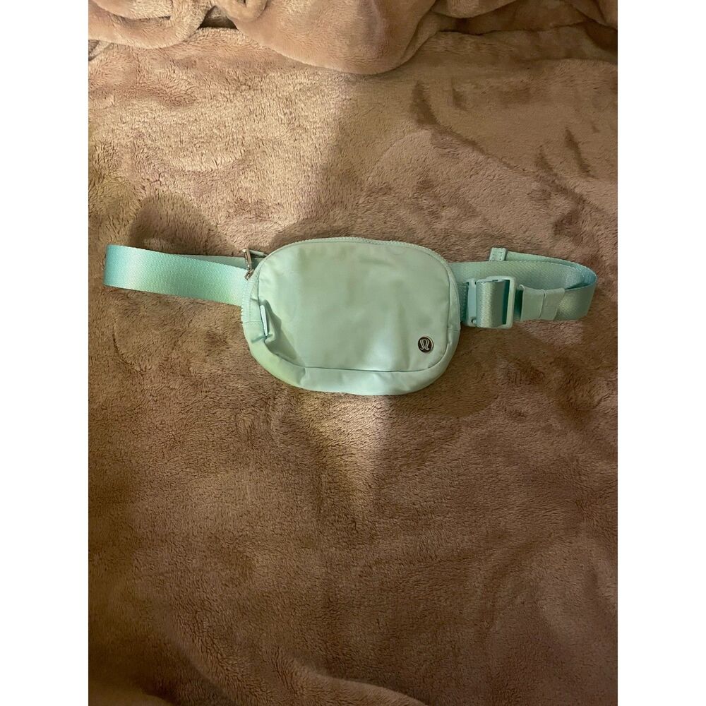 Lululemon Everywhere Belt Bag 1L Mint Moment Light Blue Fanny Pack Crossbody